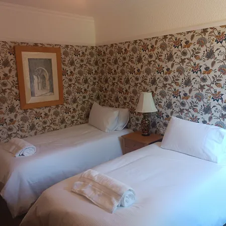 Guest house The Outlook Scarborough