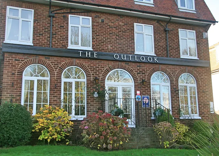 The Outlook 4* Scarborough