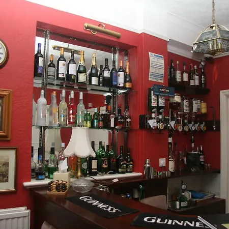 בית הארחה Outlook