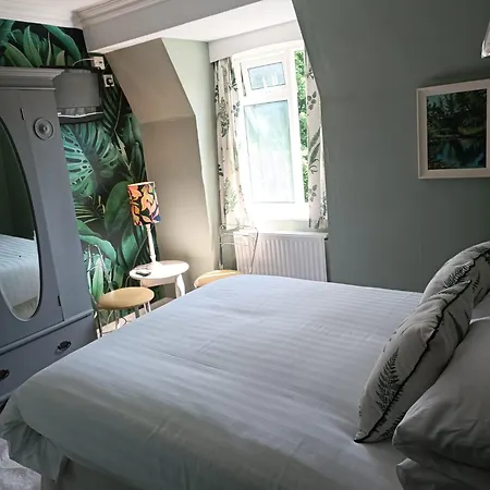 The Outlook Guest house 4*