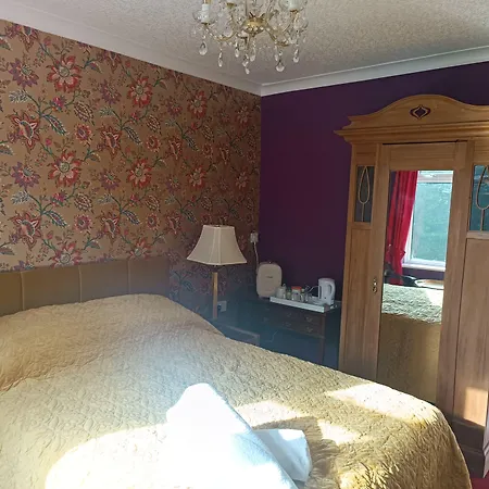 Outlook בית הארחה סקארבורו